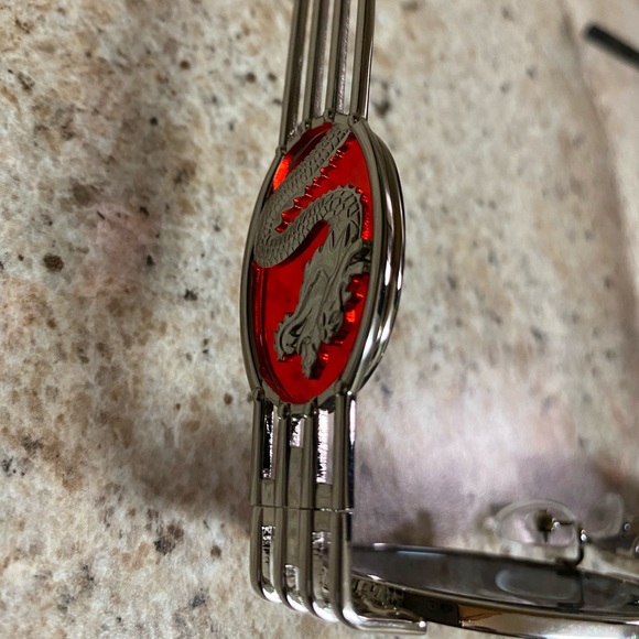 Mirror Gray Dragon Oval Frames - Picture 4 of 4